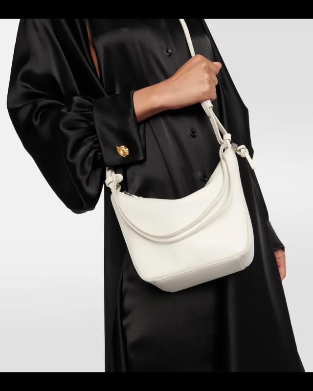 32KB 2001 null null null null 6 null 3 2003 null 2pFjJzvF5RhmaM