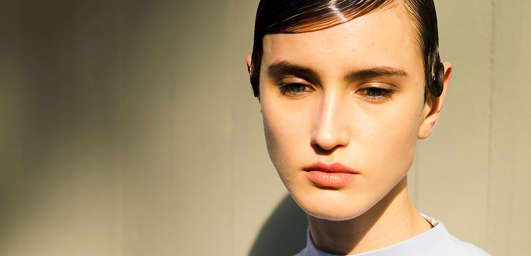 Make-up with lip-tint